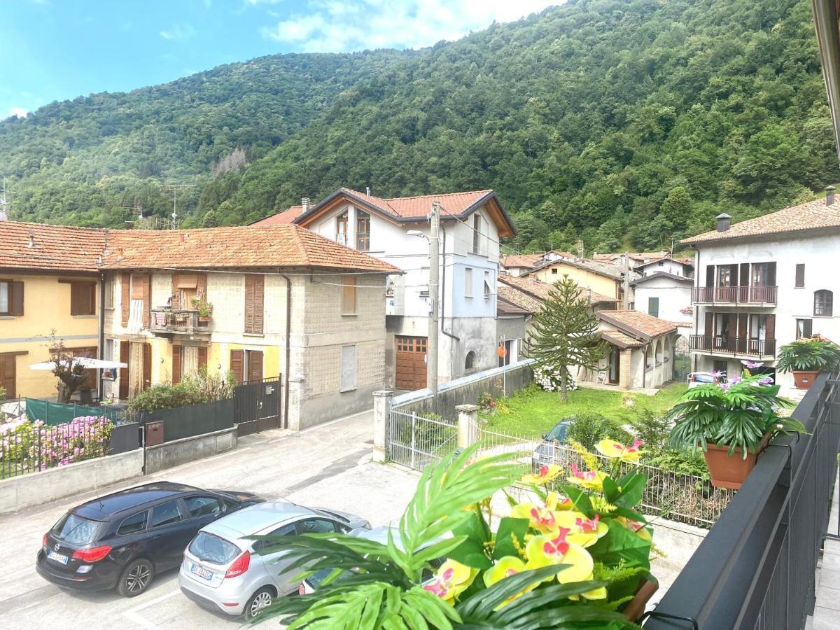 Mountains And Lake Como Apartments Valbrona Exterior foto